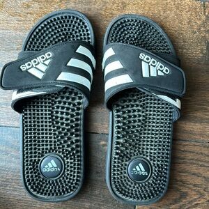 Adidas Adissage Velcro Strap Slides Boys Size 5